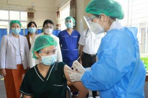 မြန်မာနိုင်ငံတွင် Covid-19 ကာကွယ်ဆေး COVISHIELD ပထမဆုံး စတင်ထိုးနှံသူ